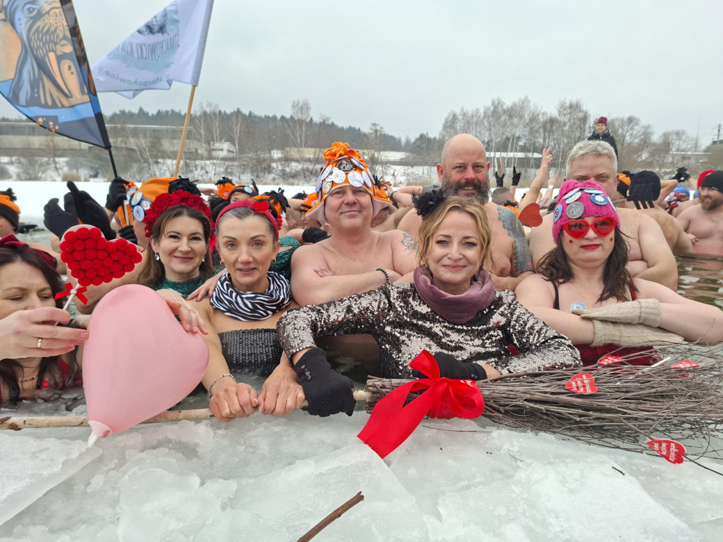 Historyczny I Zlot Morsów w Starachowicach