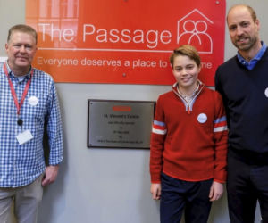 Zobacz, jak wyrósł syn księżnej Kate! Przed świętami pomagał tacie