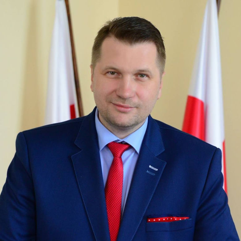 Przemysław Czarnek. Pozwala na bicie dzieci, zostanie ministrem edukacji
