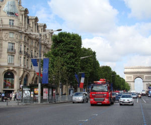 Main Streets Across the World 2009: Champs Elysées Avenue, Paryż