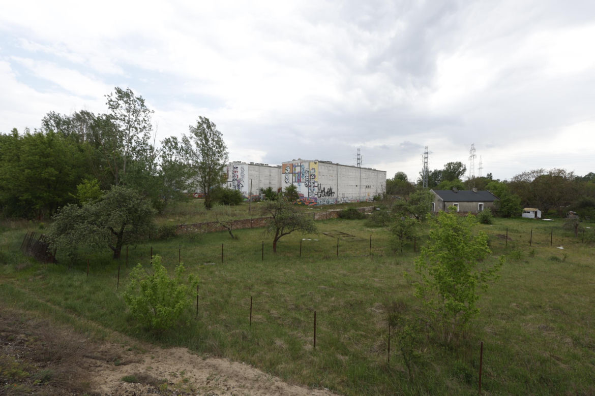 „Czarnobyl” Warszawy zniknie z mapy. „Smród, fetor i grzyb”. Tak wyglądało życie w „13 dzielnicy”