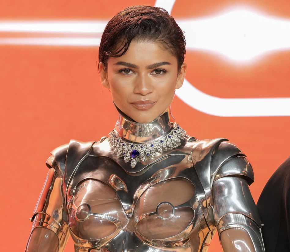 Zendaya niczym seksowny robot na premierze Diuny 