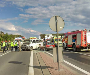 Wypadek w Pawłówku. Trzy osoby trafiły do szpitala! [ZDJĘCIA]