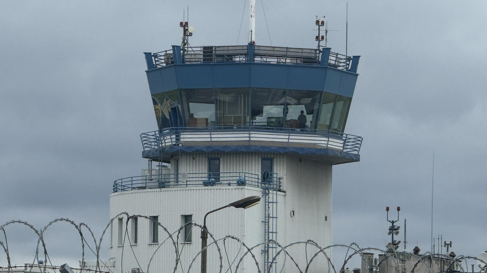 Wieża kontroli lotów na Katowice Airport w Pyrzowicach
