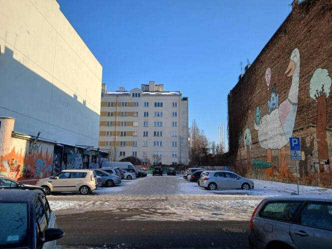 Działka przy ul. Brzeskiej 16 w Warszawie