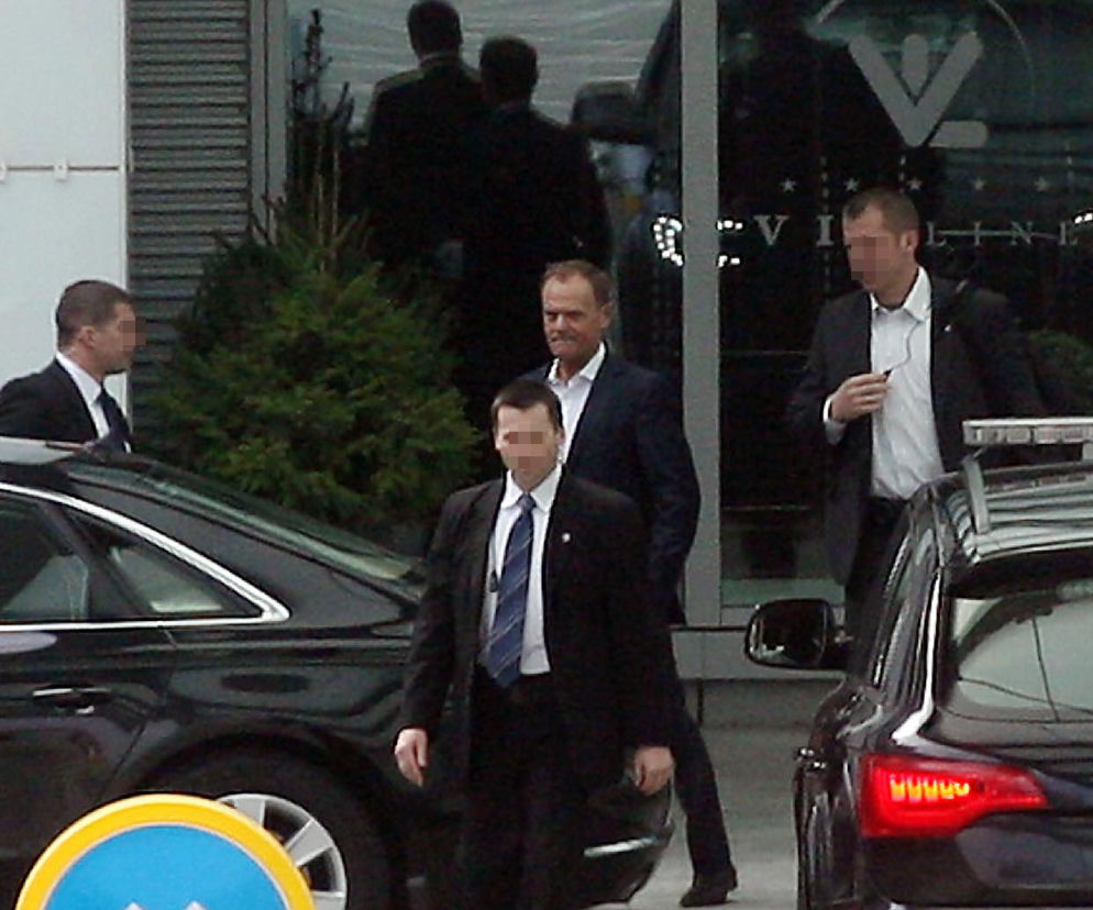 Premier Tusk lotnisko Chopina
