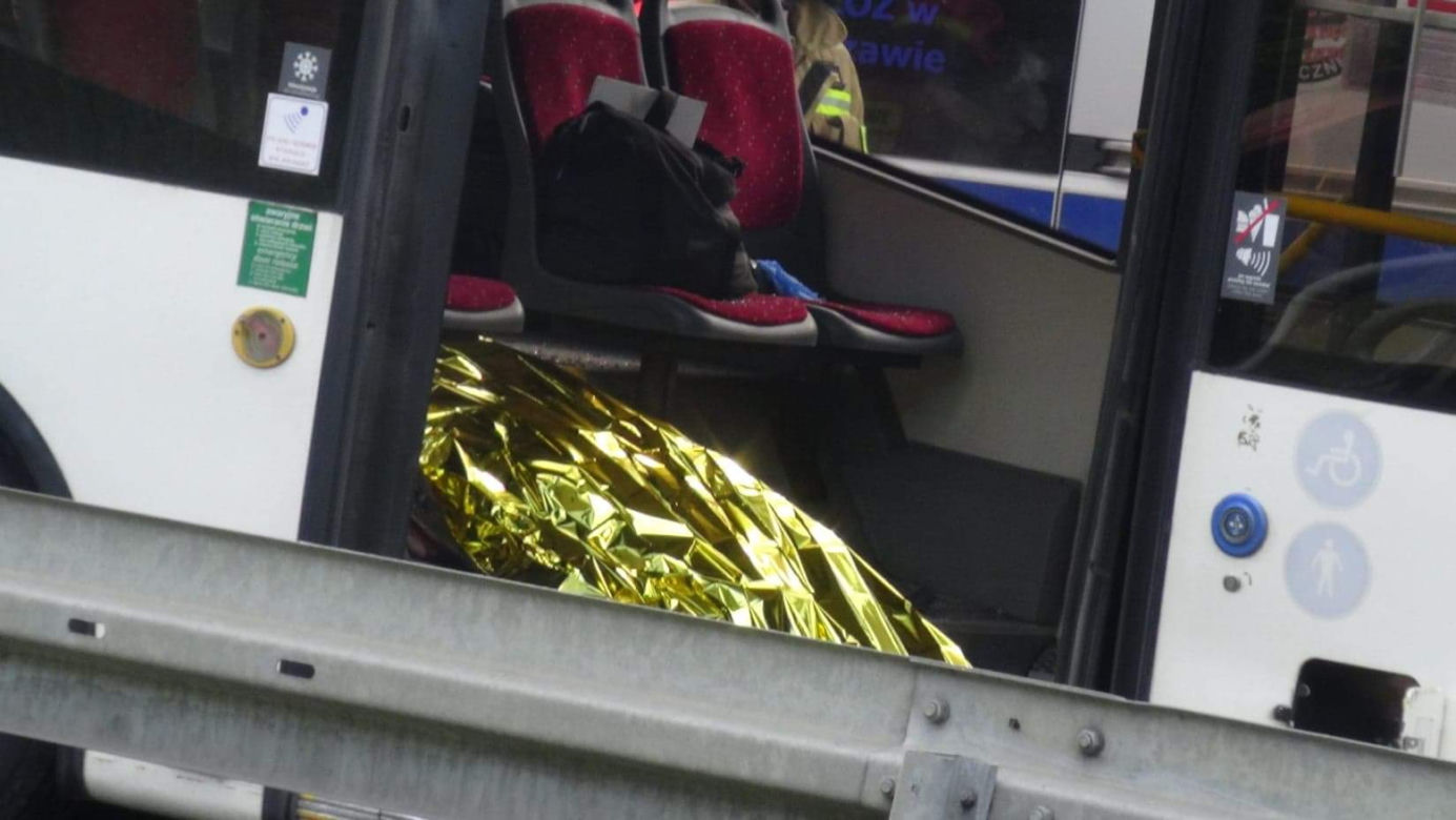 Wypadek miejskiego autobusu w Ząbkach