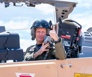 Gen. pil. Ireneusz Nowak za sterami Super Tucano