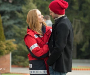 Na dobre i na złe odc. 552. Wiktoria Consalida (Katarzyna Dąbrowska), Adam Krajewski (Grzegorz Daukszewicz)