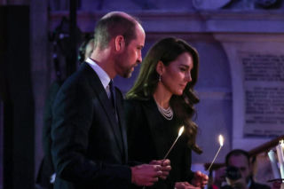 Tak wyglądał rok 2025 w rodzinie królewskiej! Nieznane zdjęcia Kate i Williama