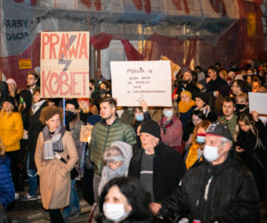 Kraków: Ani jednej więcej. Protest po śmierci ciężarnej Izabeli z Pszczyny