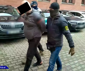 Byli bezwzględni i brutalnie „uciszali” świadków. Brawurowe zatrzymanie bandytów 