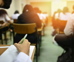 Egzamin ósmoklasisty, zdjęcie poglądowe 