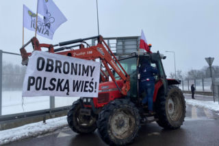 Rolnicy z Agrounii protestowali na rondzie w Strykowie! [WIDEO, FOTO]