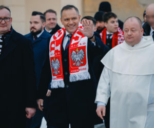Karol Nawrocki wziął udział w Patriotycznej Pielgrzymce Kibiców na Jasnej Górze