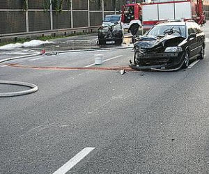 KATOWICE: Wypadek pod rondem. Dwie ofiary śmiertelne