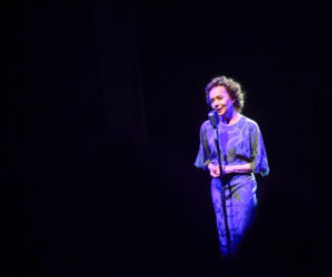 Pamiętacie jej debiut w Czterdziestolatku? Tak przez dekady zmieniała się Joanna Szczepkowska