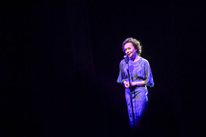 Pamiętacie jej debiut w "Czterdziestolatku"? Tak przez dekady zmieniała się Joanna Szczepkowska