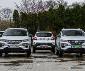 Elektryczna Dacia Spring na ulicach Warszawy