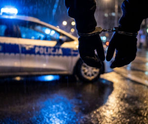 Cztery dożywotnie zakazy i jazda po alkoholu. 43-latek odpowie przed sądem