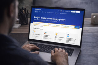 Atak hakerski na Booking.com. Wyciekły dane użytkowników, w tym Polaków