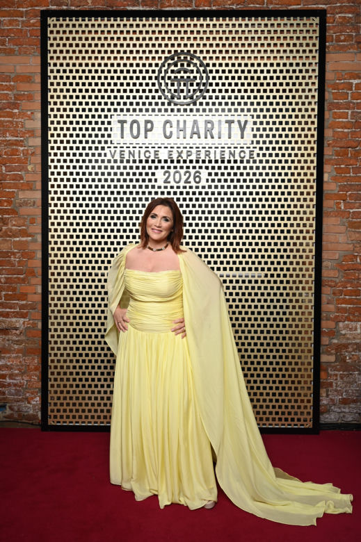 Pierwsza międzynarodowa edycja TOP CHARITY Venice Experience zrobiona przez Omenę Mensah