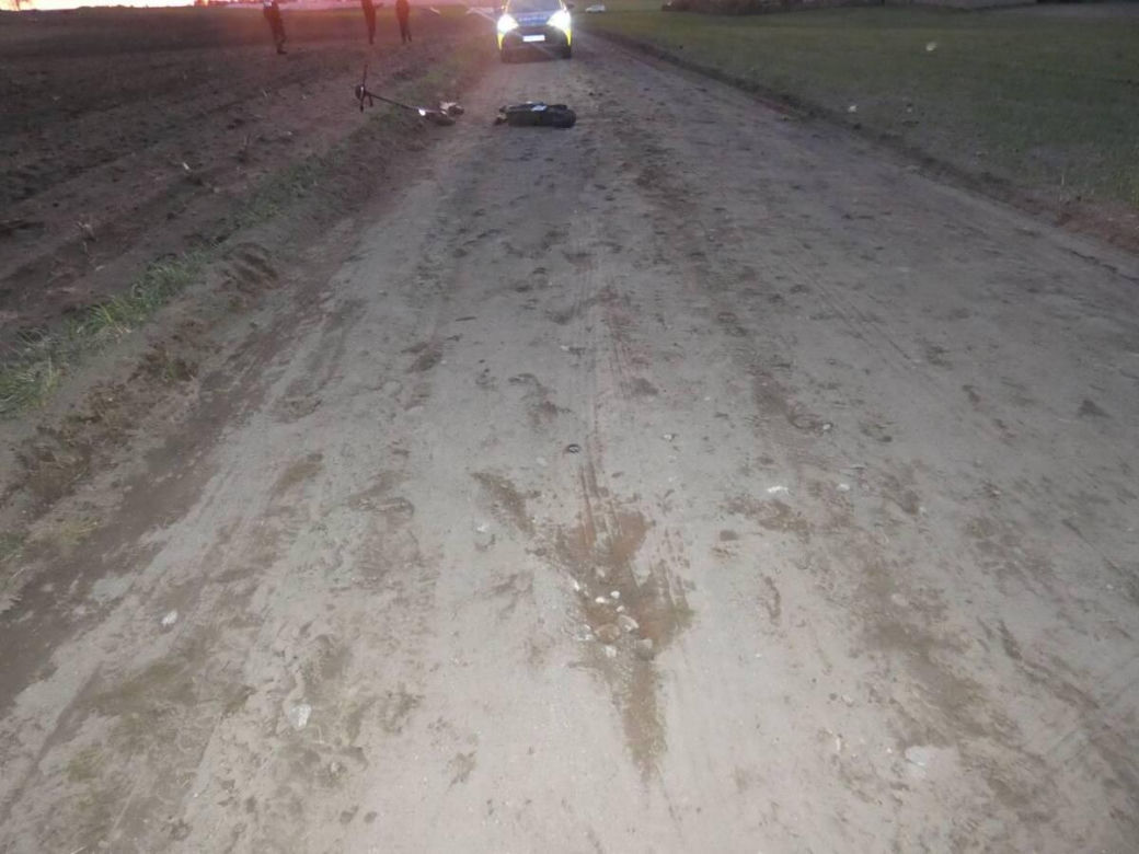 Nastolatka z impetem upadła i uderzyła głową o ziemię. Na miejsce wezwano śmigłowiec LPR