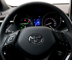Toyota C-HR 1.8 Hybrid