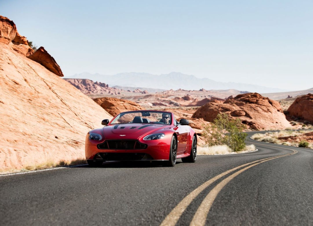 Aston Martin Vantage V12 S Roadster