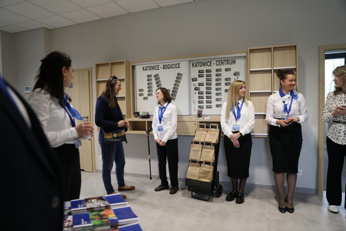 Sala Królestwa Świadków Jehowy w Katowicach otwarta GALERIA