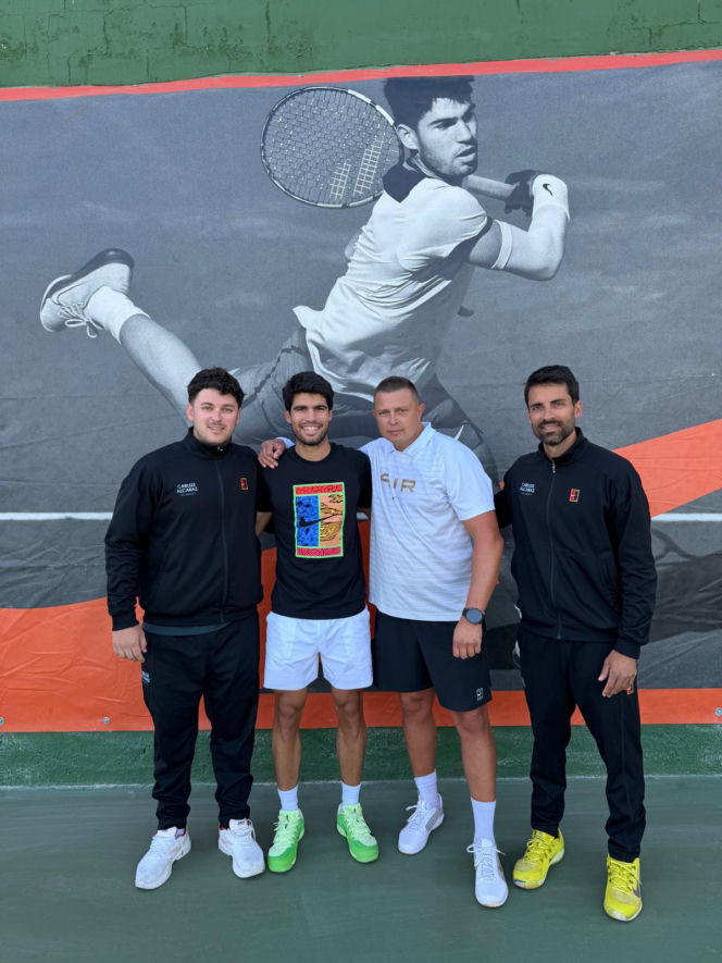 Akademia Carlosa Alcazara w Polsce