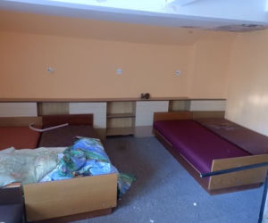 Niszczejący hotel w Karpaczu