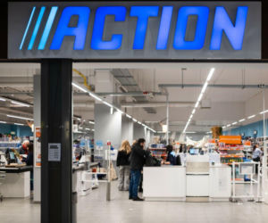 Ten stylowy stolik z Action w chwilę stał się viralem. Ma wiele zastosowań, ale najlepiej sprawdzi się w jednym miejscu