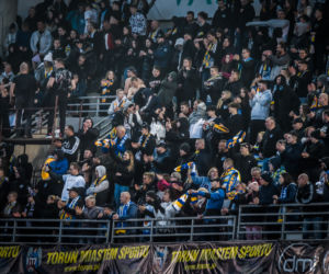 Apator Toruń - Arged Malesa Ostrów, zdjęcia kibiców z Motoareny. Galeria z meczu PGE Ekstraligi