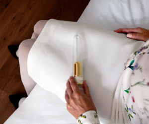 	21 GRAMÓW - DILDO Z PROCHAMI NAJBLIŻSZYCH.