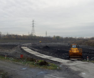 Drony nad składowiskiem odpadów w Katowicach