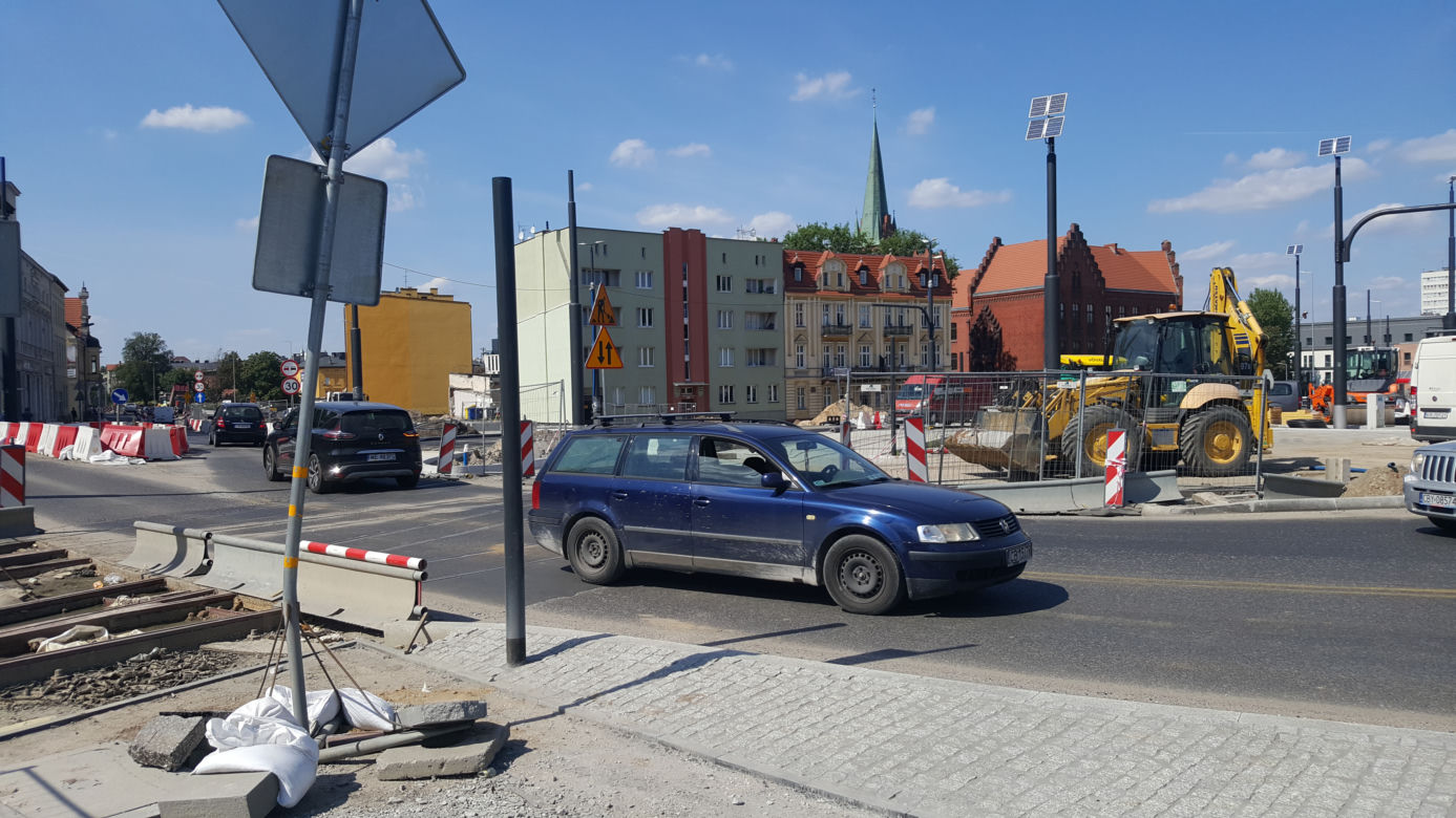 Jak wygląda ul. Kujawska w Bydgoszczy. Trwa przebudowa