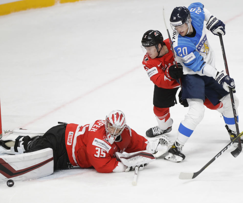 Hokej Kanada - Finlandia 2:3