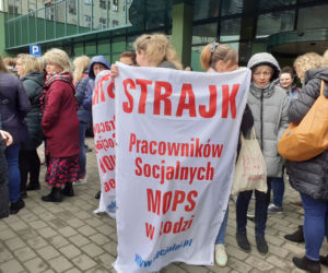 Strajk łódzkich pracowników socjalnych. Mają dość niskich zarobków