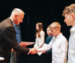 Najzdolniejsi uczniowie odebrali stypendia Prezydenta Miasta Siedlce