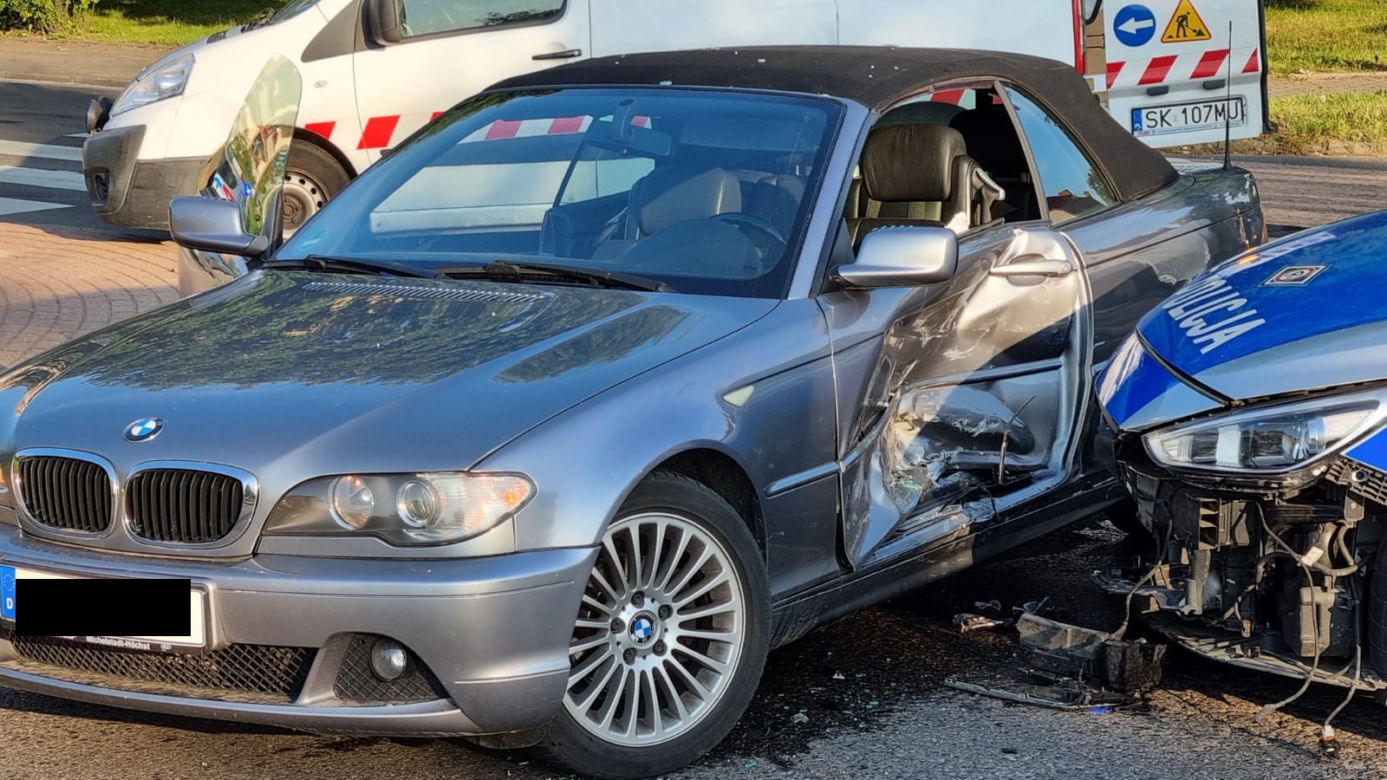 Szaleńczy pościg ulicami Koszalina. BMW staranowało radiowozy