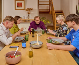 Na Wspólnej odc. 4133. Ania (Sonia Mietielica), Igor (Jakub Wesołowski), Ewa (Ewa Gawryluk), Arek (Marek Kalita), Maciek (Aleksander Kalczyński)