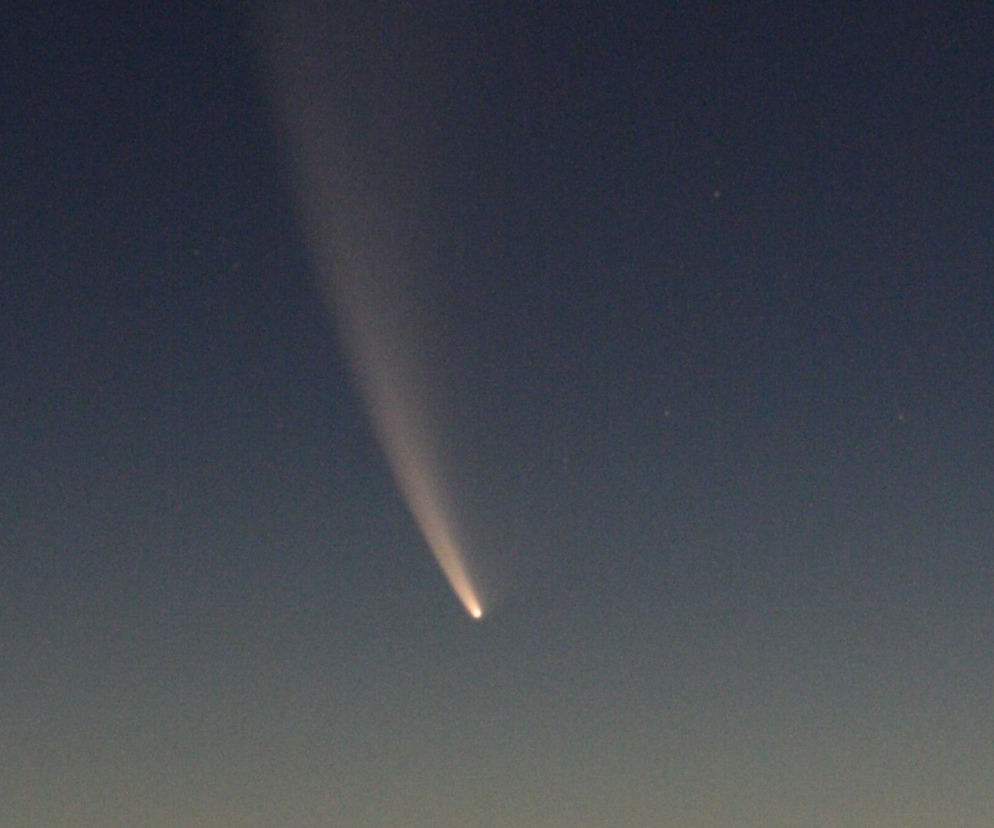 NEOWISE - kometa nad Polską. Następny raz pojawi się za 6800 lat! Kiedy i jak ją oglądać?