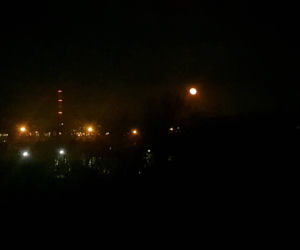 Krwawy Księżyc nad Warszawą