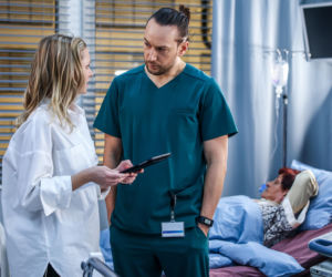 Szpital św. Anny, odcinek 98: Majka rodzi dziecko. Noworodek jest w stanie krytycznym