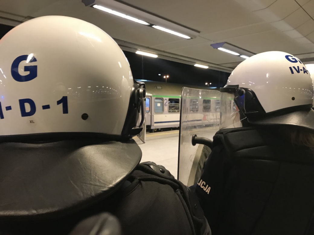 Kraków. Posypały się mandaty po meczu Wisła-Legia. Kibiców pilnowało 500 policjantów