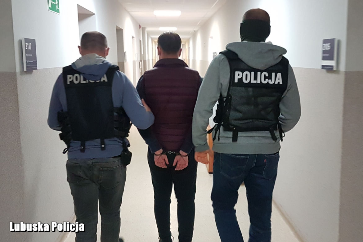 Zgłosili kradzież luksusowego auta. Policja szybko ustaliła, że to fikcja