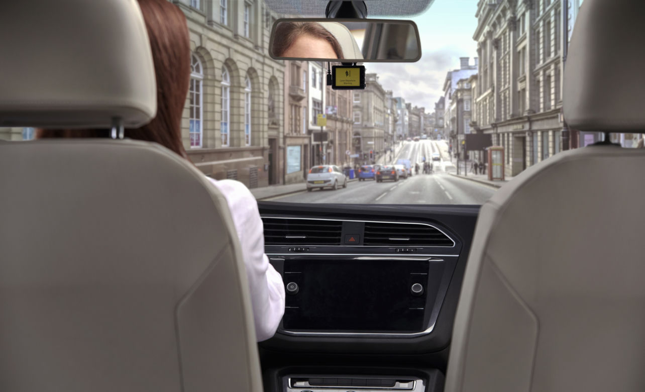 kamerka Garmin DashCamLive