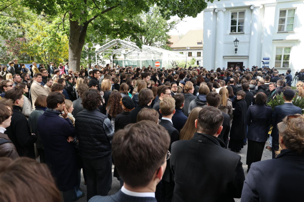 Upamiętnienie brutalnie zaatakowanej pracowniczki UW (8.05.2025)