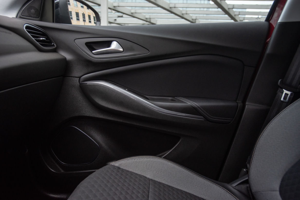 Opel Grandland X Hybrid4